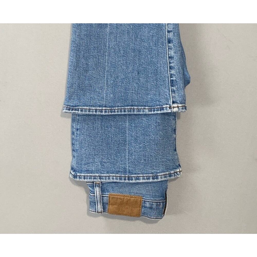 Madewell Flea Market Flare Jeans - Picture 4 of 9